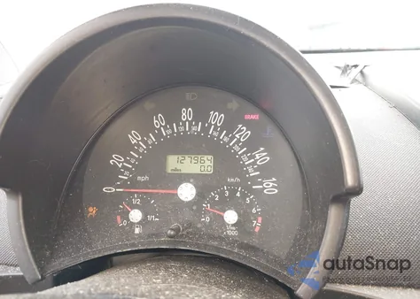 2000 Volkswagen New Beetle Glx из США, поврежденный, VIN 3VWDD21C9YM430514